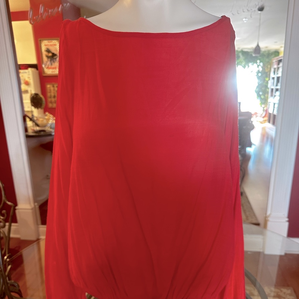 NWOT BEBE BEACH ORANGE LIGHTWEIGHT TOP